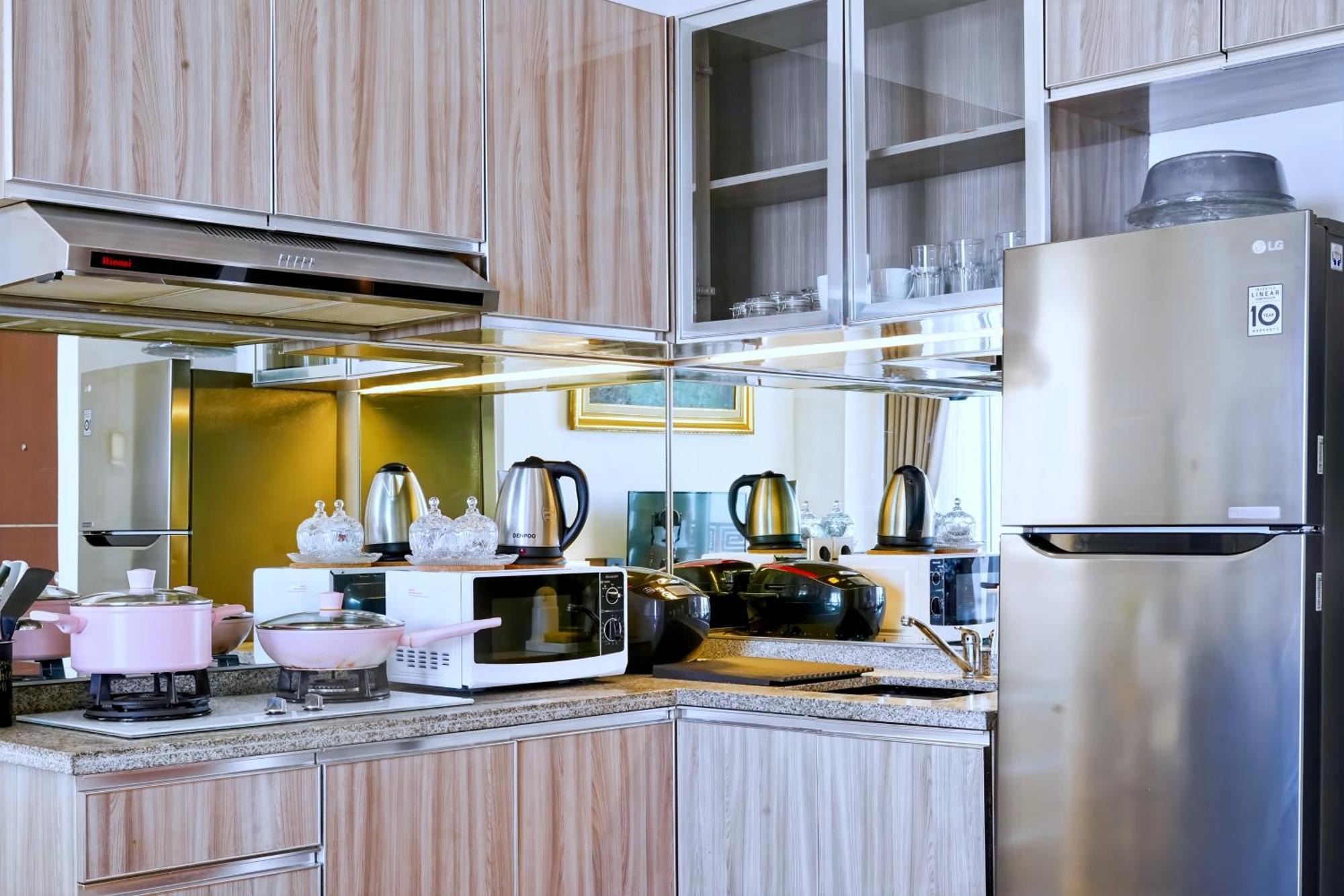 2Br Lucky Tower Residence Jakarta Old Town Top Floor Condo 外观 照片